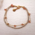 Cargar la imagen en la vista de la galería, Pulsera Doble Shine Bright Dorado| Cuarzo Fresa